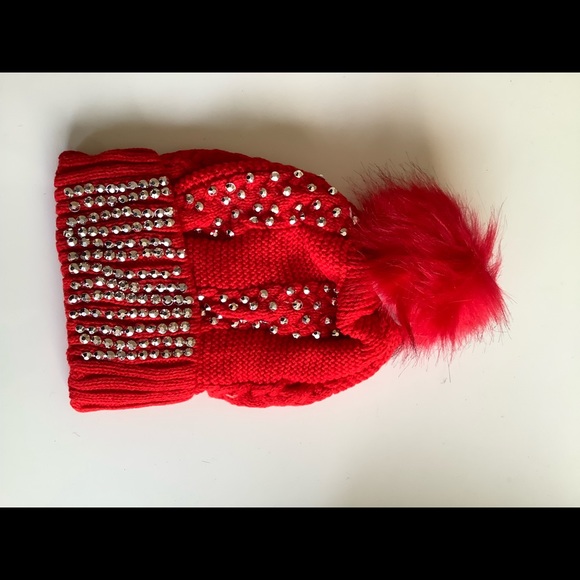 3 for $25 💥HP 💥 🆕 RHINESTONE WOMAN’s BEANNIE HAT - Picture 2 of 4